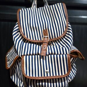 Canvas back pack